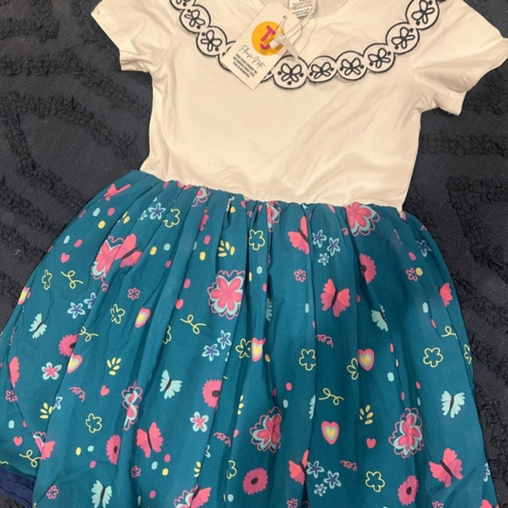 Taylor Joelle- Mirabel Dress NWT Size 8